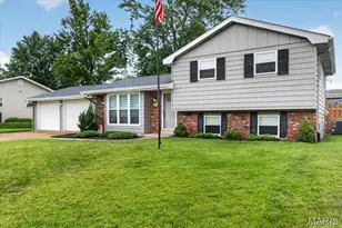 2785 Rosewood Dr, Arnold, MO 63010 - Photo 2