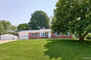 10900 St Boniface Ln, Saint Ann, MO 63074 - Photo 2