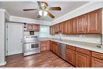 10900 Saint Boniface Lane, Saint Ann, MO 63074 - Photo 10