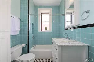 3247 Morgan Ford Rd, Saint Louis, MO 63116 - Photo 28