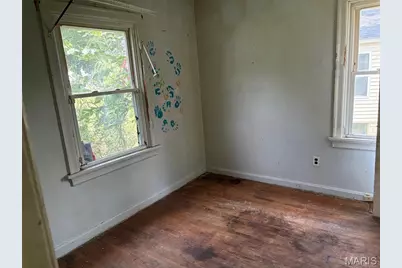 3419 Westridge Lane, Saint Louis, MO 63074 - Photo 8