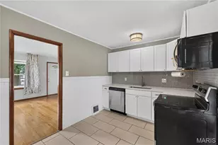 7119 Marwinette Ave, Saint Louis, MO 63116 - Photo 16
