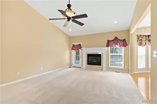 944 Daffodil Ridge Dr, O'Fallon, MO 63366 - Photo 8