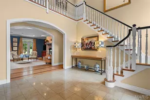 5 Briarbrook Trail, Des Peres, MO 63131 - Photo 4