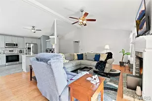 3946 Salvation Rd, Florissant, MO 63034 - Photo 4