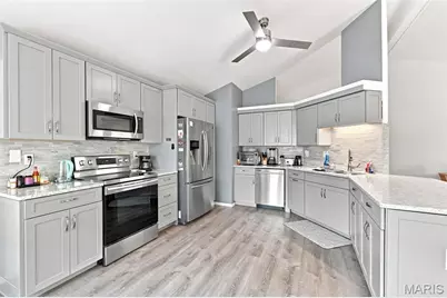 3946 Salvation Road, Florissant, MO 63034 - Photo 8