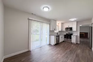 59 Sable Ct, Lake Saint Louis, MO 63367 - Photo 2