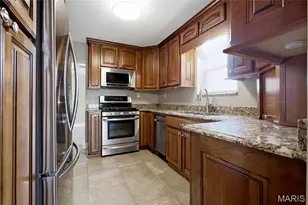 619 N Rock Hill Rd, Rock Hill, MO 63119 - Photo 8