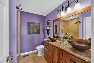 160 Hunters Run Ct, Eureka, MO 63025 - Photo 8