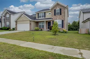 138 Prairie Wind Dr, Wentzville, MO 63385 - Photo 2
