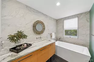 18 Taylor Place Dr, Saint Louis, MO 63108 - Photo 40