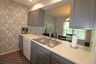 1141 Sunbolt Dr, Mehlville, MO 63129 - Photo 30
