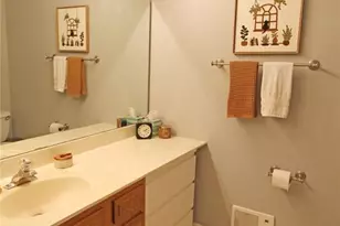 1141 Sunbolt Dr, Mehlville, MO 63129 - Photo 40