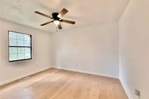 100 Pelican Dr, Park Hills, MO 63601 - Photo 10