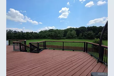 638 Oak Springs Trail Drive, Ballwin, MO 63021 - Photo 2