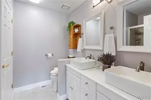 638 Oak Springs Trail Dr, Ballwin, MO 63021 - Photo 12