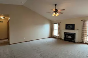 102 Winter Valley Dr, Fenton, MO 63026 - Photo 6