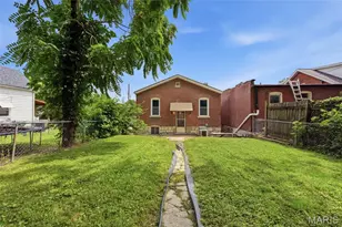 4756 Hannover Ave, Saint Louis, MO 63123 - Photo 2