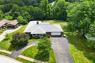 3616 Taylor Ave, Bridgeton, MO 63044 - Photo 2
