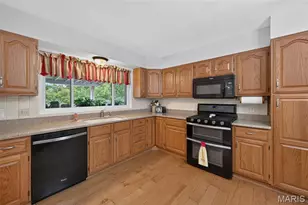 3616 Taylor Ave, Bridgeton, MO 63044 - Photo 12