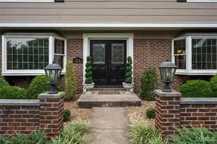 21 Meadowbrook Country Club Estate Estate, Ballwin, MO 63011 - Photo 4