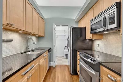4496 Maryland Avenue #1B, Saint Louis, MO 63108 - Photo 14