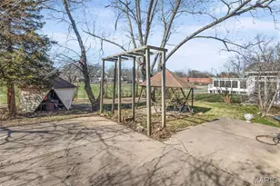 1826 Oliveto Ln, Hazelwood, MO 63042 - Photo 22