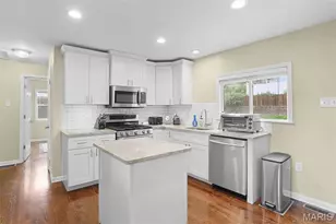 4212 Sweet Gum Dr, Saint Louis, MO 63125 - Photo 8