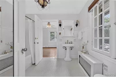 7101 Delmar Boulevard, University City, MO 63130 - Photo 32