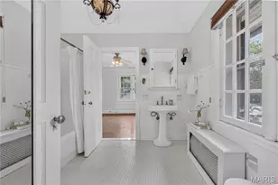7101 Delmar Blvd, University City, MO 63130 - Photo 32