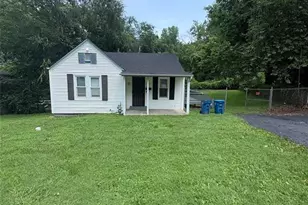 2501 Tyrell Dr, Saint Louis, MO 63136 - Photo 2
