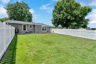 322 New Ballwin Rd, Ballwin, MO 63021 - Photo 40