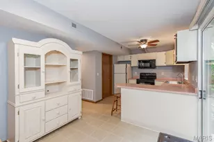 1231 Mangrove Ln, Mehlville, MO 63125 - Photo 22