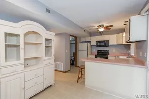 1231 Mangrove Ln, Mehlville, MO 63125 - Photo 20