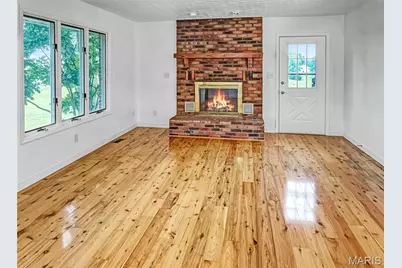 4600 Hilltop Drive, Washington, MO 63090 - Photo 2