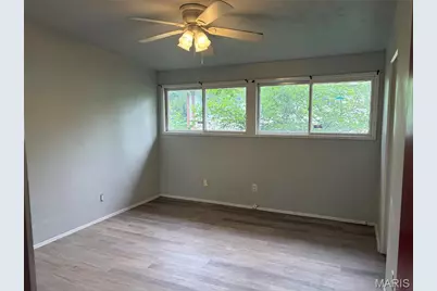 8435 Midwood Avenue, Berkeley, MO 63134 - Photo 2