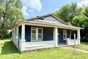 808 Vermont St, Hannibal, MO 63401 - Photo 2