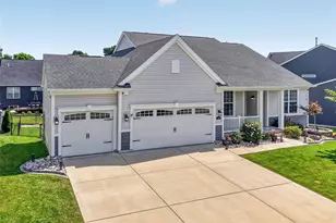 206 Knob Creek Ct, Lake Saint Louis, MO 63367 - Photo 2