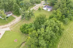 13 Russell Dr, Bismarck, MO 63624 - Photo 30