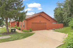 2041 Bayonne Dr, Saint Charles, MO 63303 - Photo 28