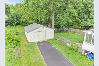 2519 Spencer Avenue, Overland, MO 63114 - Photo 32