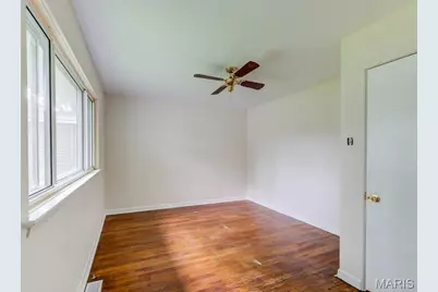 795 Bellarmine Lane, Florissant, MO 63031 - Photo 20