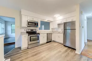 795 Bellarmine Ln, Florissant, MO 63031 - Photo 12