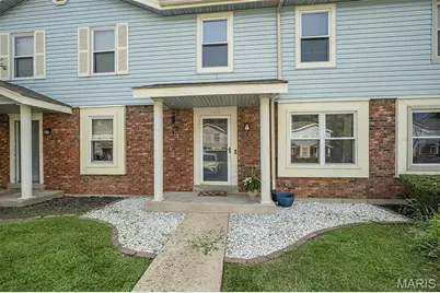 1308 Summergate Parkway, Saint Charles, MO 63303 - Photo 2