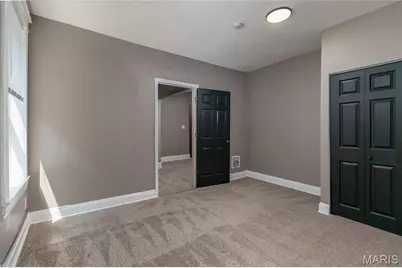 3339 Virginia Avenue, Saint Louis, MO 63118 - Photo 20