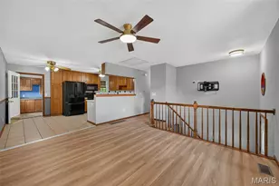 1312 Twin Trails Ct, Fenton, MO 63026 - Photo 4