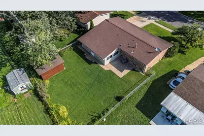 710 Bellarmine Lane, Florissant, MO 63031 - Photo 26