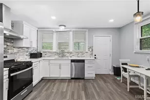4444 Grace Ave, Saint Louis, MO 63116 - Photo 12