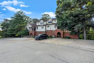 7021 Green Tee Ct, Saint Louis, MO 63129 - Photo 4