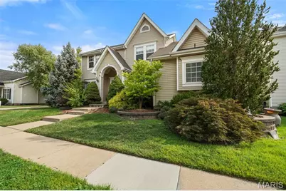 317 Lake Side View Lane, Saint Peters, MO 63376 - Photo 2